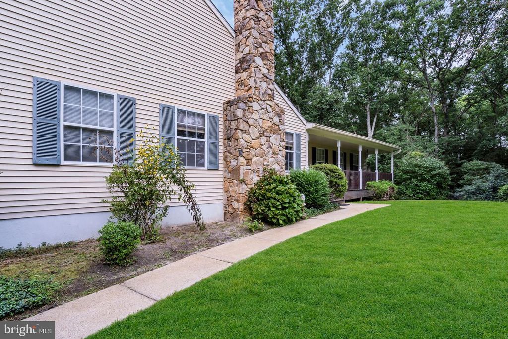 1 WOODLAND AVE, CREAM RIDGE, NJ 08514 — photo 3