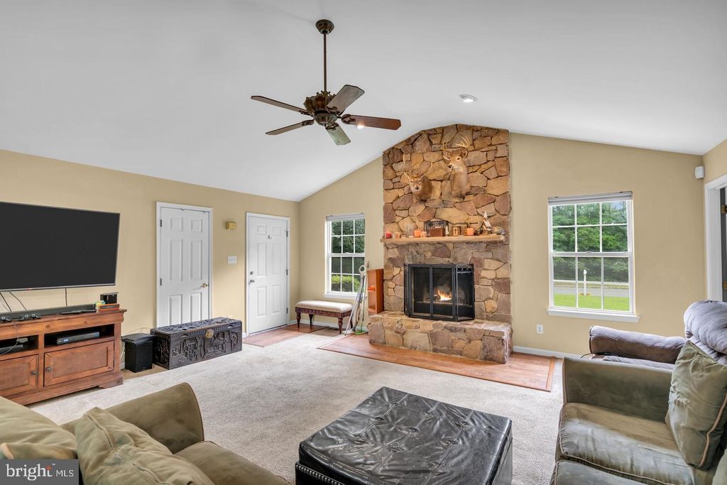 1 WOODLAND AVE, CREAM RIDGE, NJ 08514 — photo 5