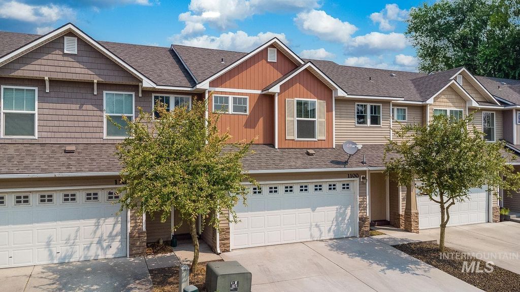 1100 S Barberry Pl, Nampa, ID 83686 photo 1