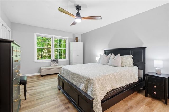 102 Rosaire Place NW, Atlanta, GA 30327