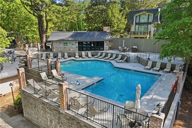 102 Rosaire Place NW, Atlanta, GA 30327