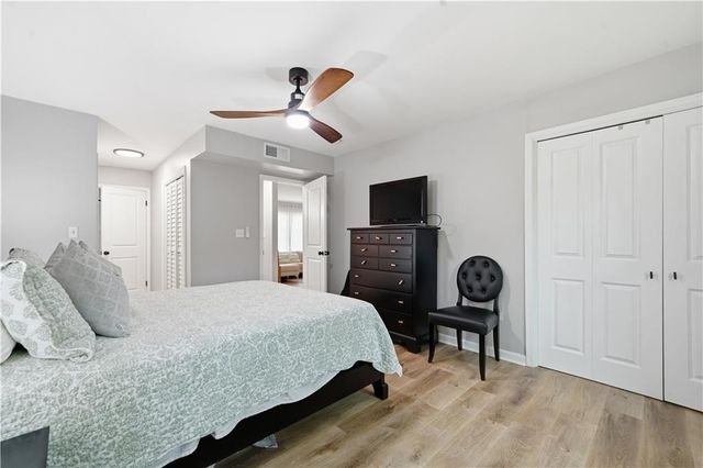 102 Rosaire Place NW, Atlanta, GA 30327