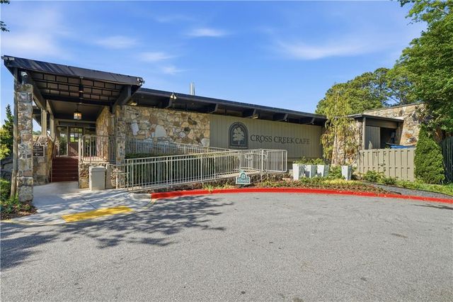 102 Rosaire Place NW, Atlanta, GA 30327