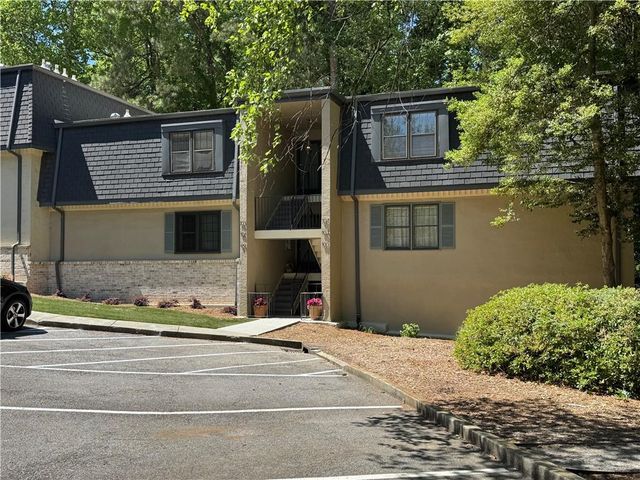 102 Rosaire Place NW, Atlanta, GA 30327
