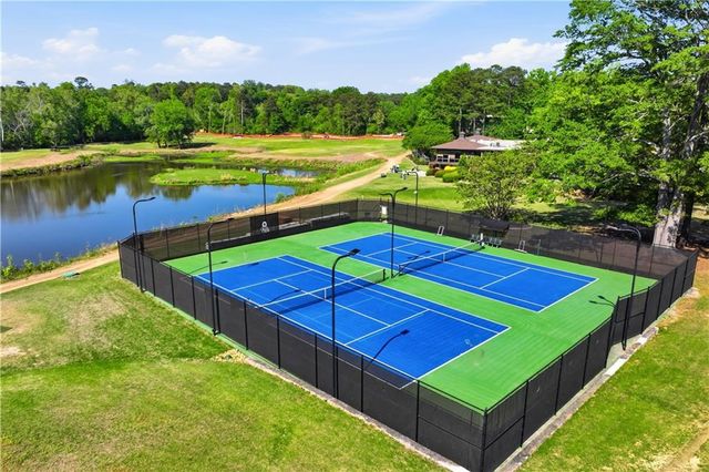 102 Rosaire Place NW, Atlanta, GA 30327