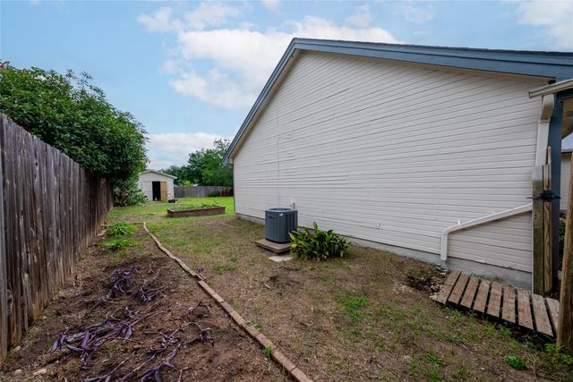 1702 Ireland DR, Leander, TX 78641