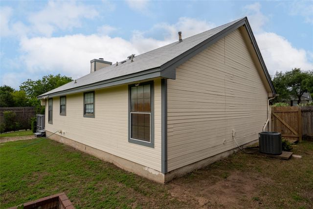 1702 Ireland DR, Leander, TX 78641