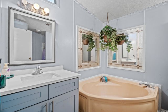 3487 S FOSTER RD, San Antonio, TX 78222