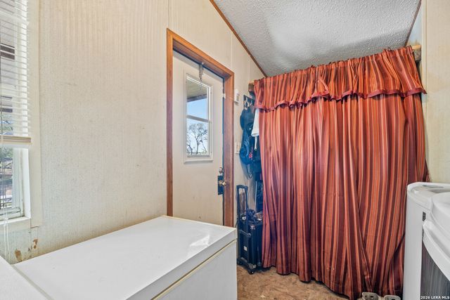 3487 S FOSTER RD, San Antonio, TX 78222