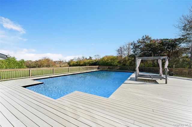 32 Tanners Neck Lane, Westhampton, NY 11977