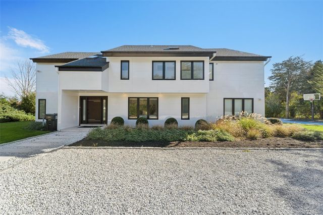 32 Tanners Neck Lane, Westhampton, NY 11977