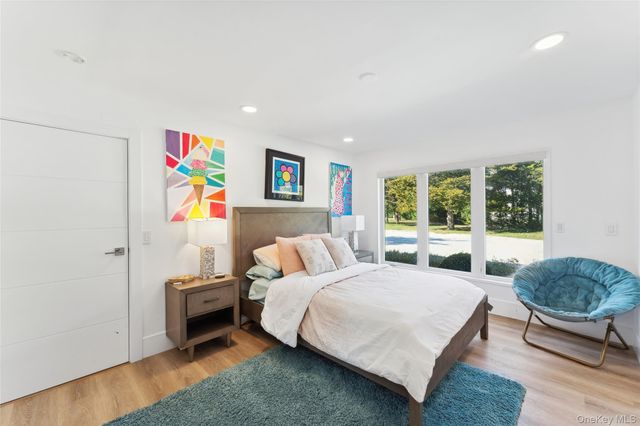 32 Tanners Neck Lane, Westhampton, NY 11977