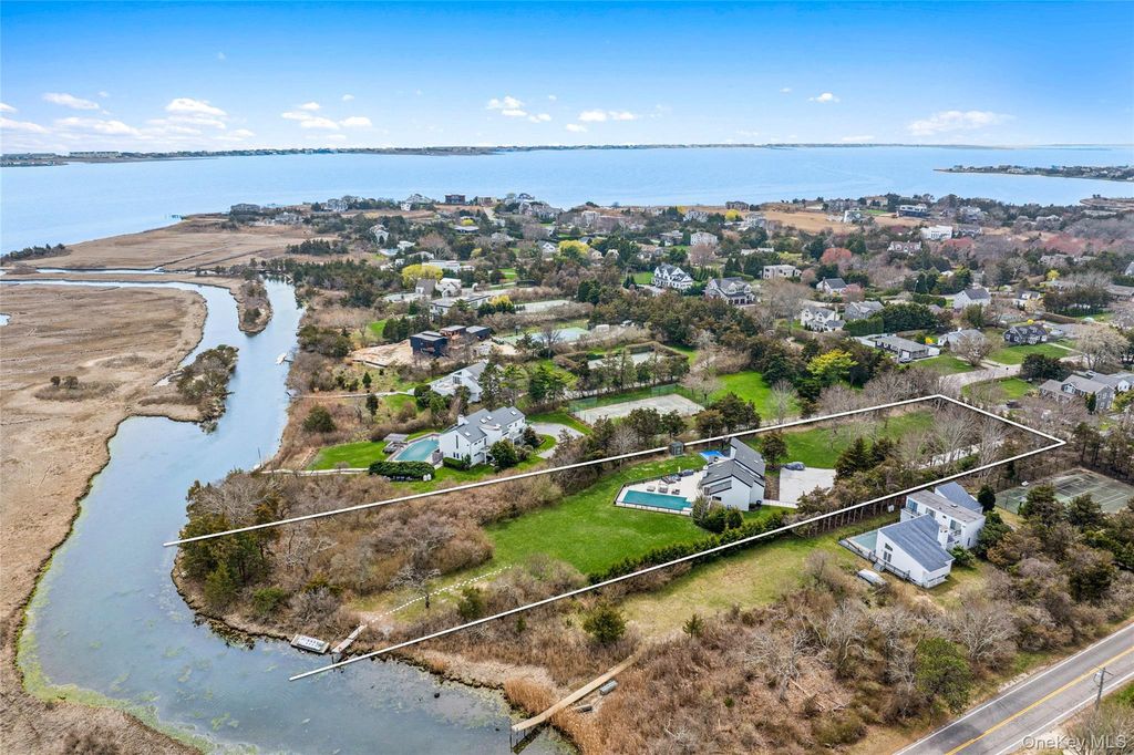 32 Tanners Neck Lane, Westhampton, NY 11977