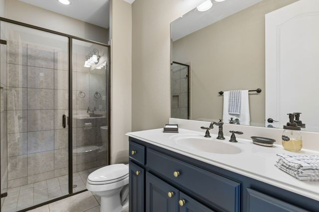 120 Hidden Valley Airpark, Shady Shores, TX 76208