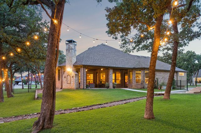 120 Hidden Valley Airpark, Shady Shores, TX 76208