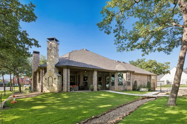 120 Hidden Valley Airpark, Shady Shores, TX 76208