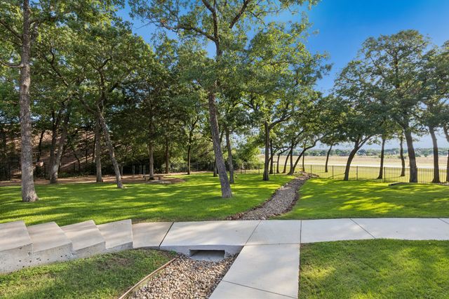 120 Hidden Valley Airpark, Shady Shores, TX 76208