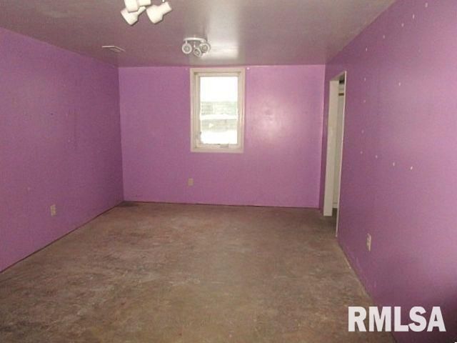 2204 EASTER Avenue, Pekin, IL 61554