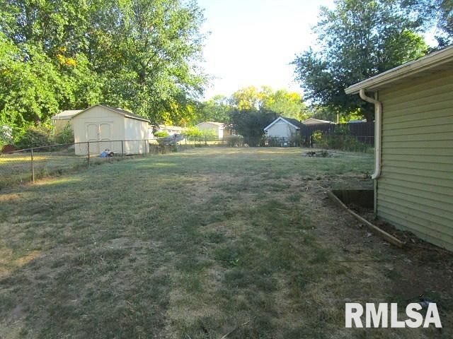 2204 EASTER Avenue, Pekin, IL 61554