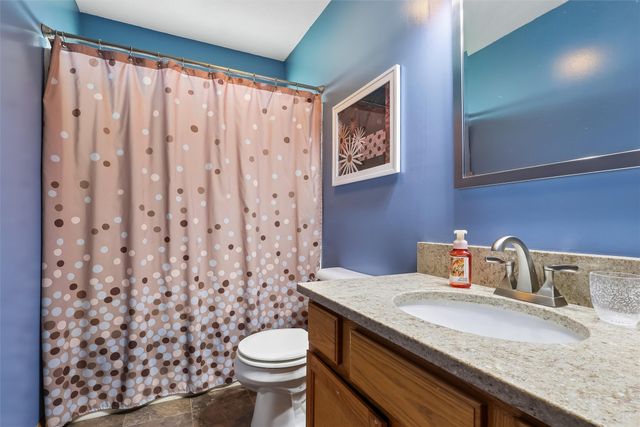1013 Alderwood Court SW, Altoona, IA 50009