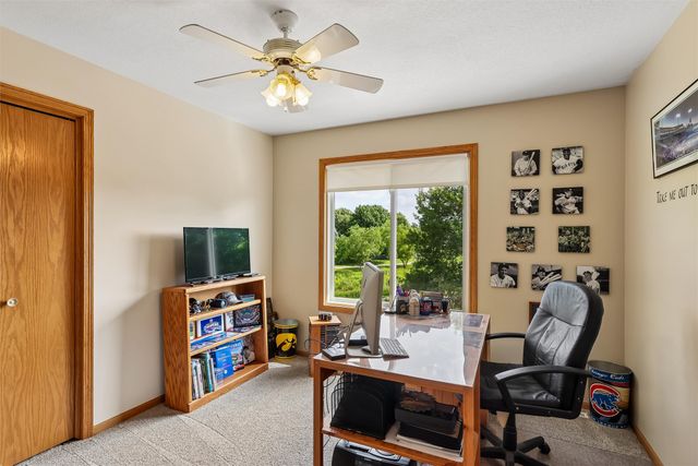 1013 Alderwood Court SW, Altoona, IA 50009
