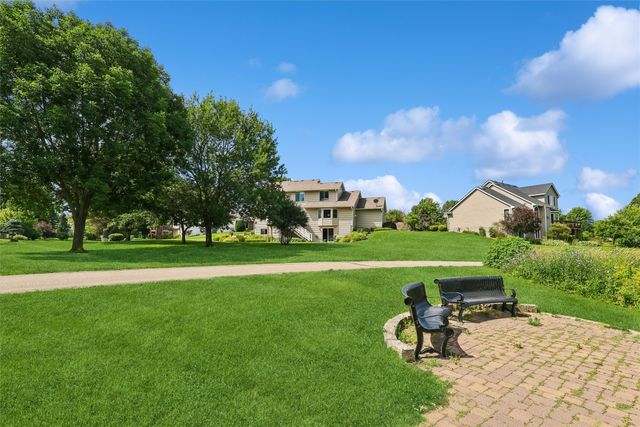 1013 Alderwood Court SW, Altoona, IA 50009