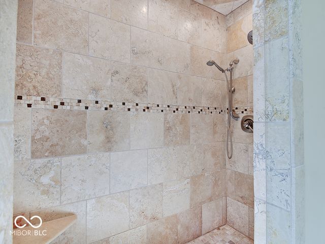 8613 Seaward Lane, Indianapolis, IN 46256