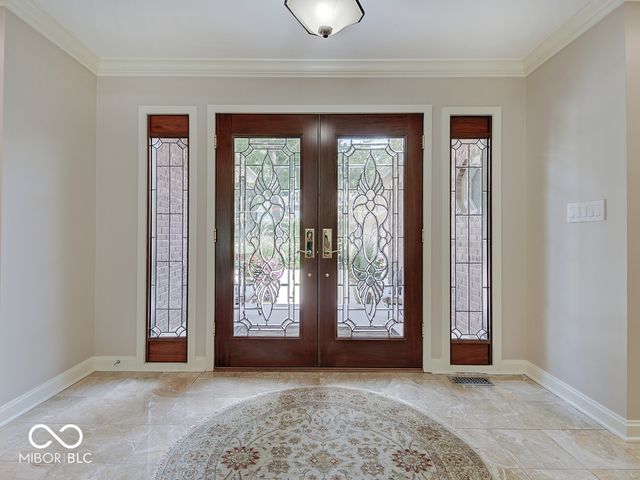 8613 Seaward Lane, Indianapolis, IN 46256