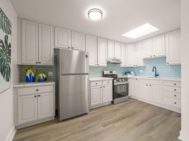 318 Topeka Avenue, San Francisco, CA 94124