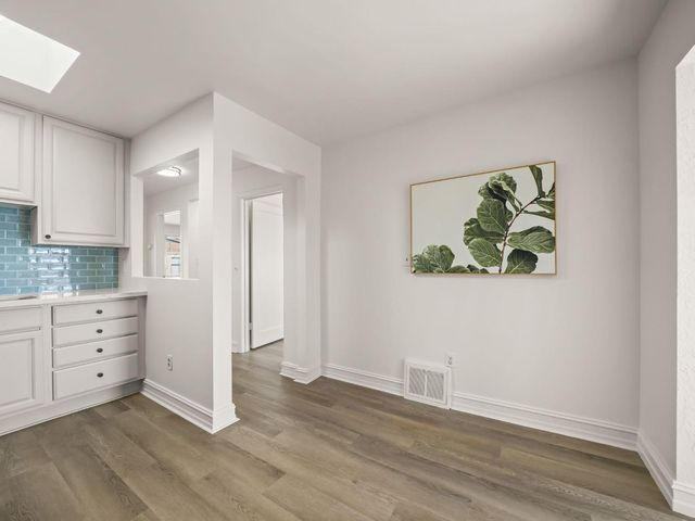 318 Topeka Avenue, San Francisco, CA 94124