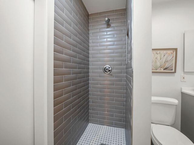 318 Topeka Avenue, San Francisco, CA 94124