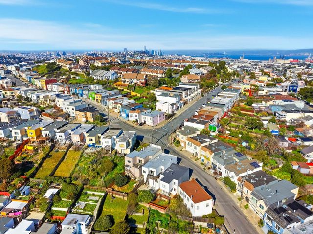 318 Topeka Avenue, San Francisco, CA 94124