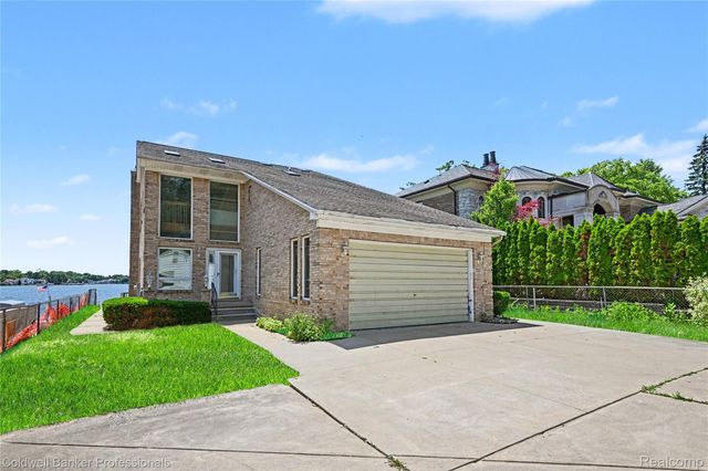 7351 Locklin, West Bloomfield Charter Township, MI 48324