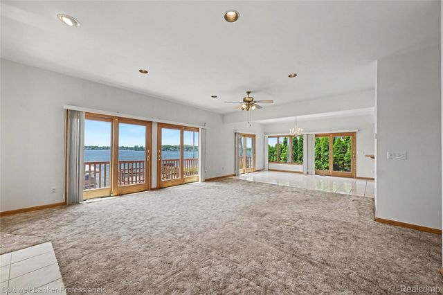7351 Locklin, West Bloomfield Charter Township, MI 48324