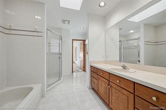 7351 Locklin, West Bloomfield Charter Township, MI 48324