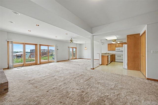 7351 Locklin, West Bloomfield Charter Township, MI 48324