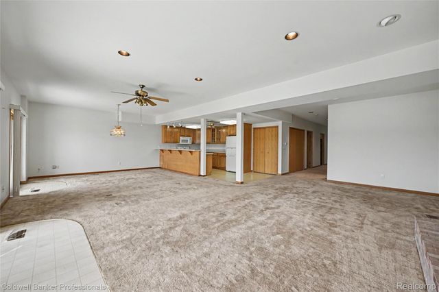 7351 Locklin, West Bloomfield Charter Township, MI 48324