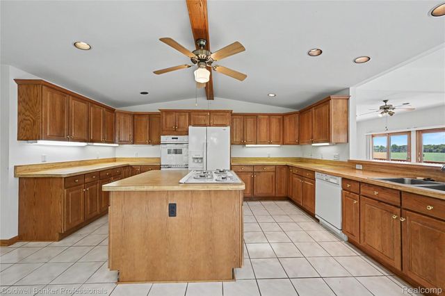7351 Locklin, West Bloomfield Charter Township, MI 48324