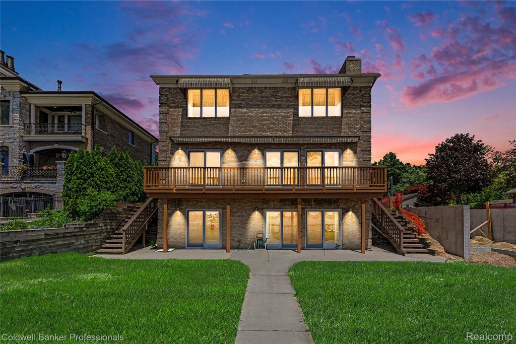 7351 Locklin, West Bloomfield Charter Township, MI 48324