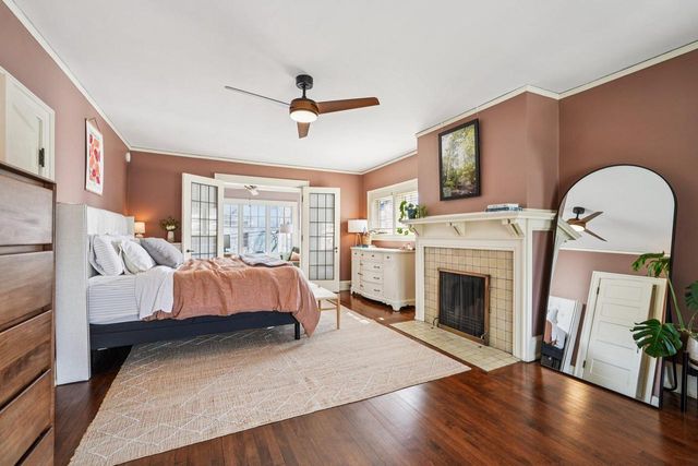 2518 N Terrace AVENUE, Milwaukee, WI 53211