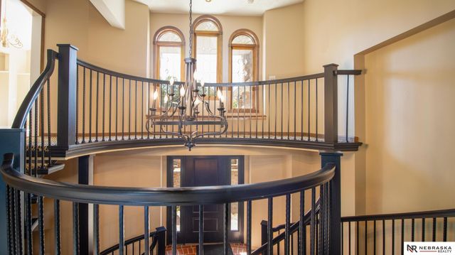 6000 Rokeby Road, Lincoln, NE 68516