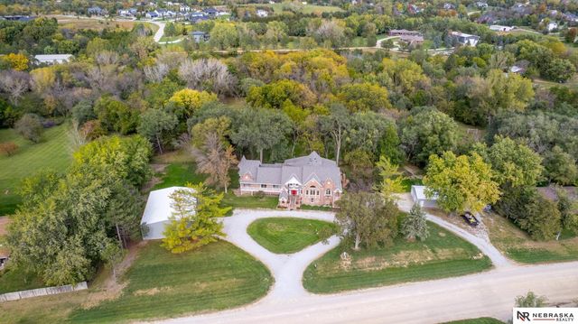 6000 Rokeby Road, Lincoln, NE 68516