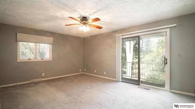 6000 Rokeby Road, Lincoln, NE 68516