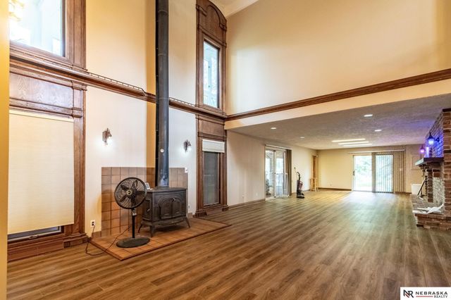 6000 Rokeby Road, Lincoln, NE 68516