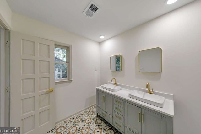 3108 Pheasant Drive, Decatur, GA 30034