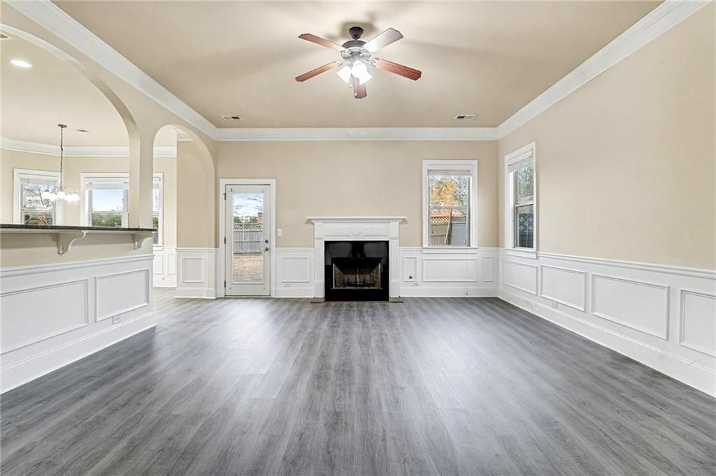 Image 7 of property listing at 4205 Idlewood Drive, Cumming, GA 30040