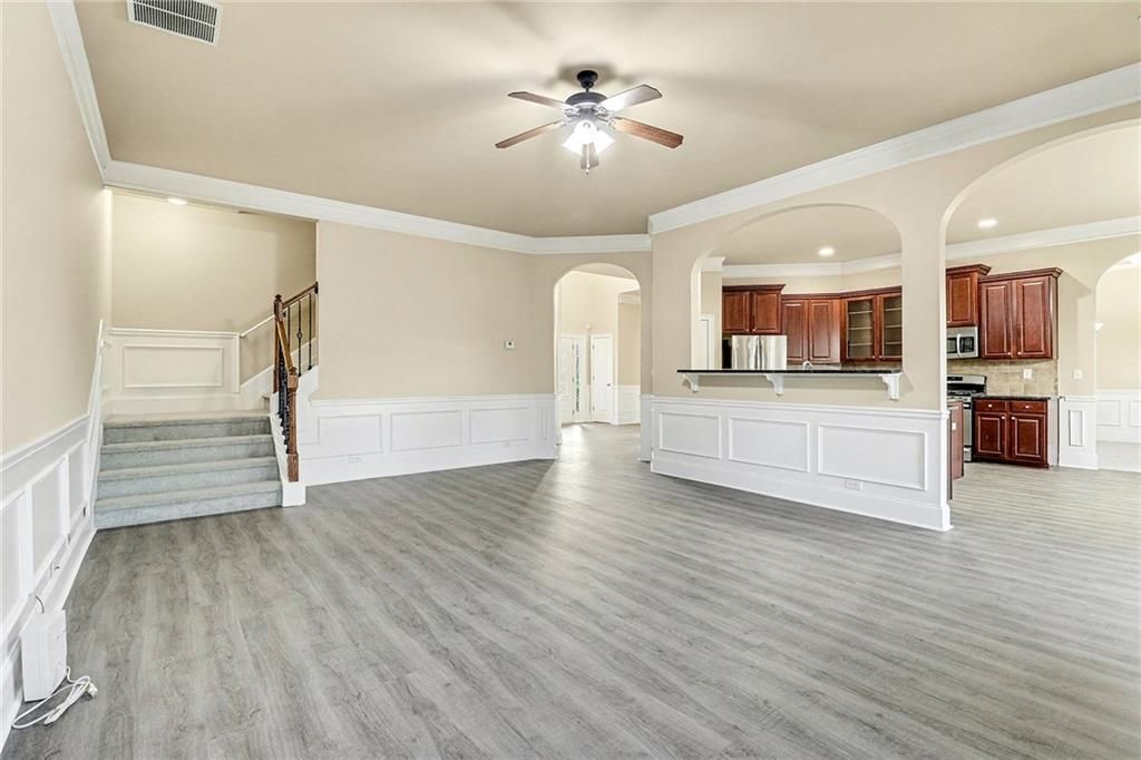 Image 8 of property listing at 4205 Idlewood Drive, Cumming, GA 30040