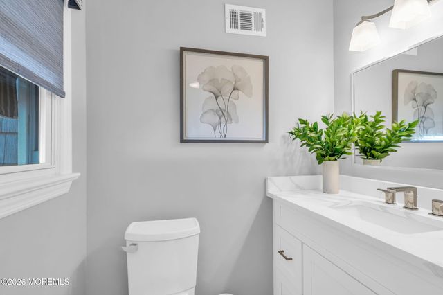 121 Forest Street, West Long Branch, NJ 07764
