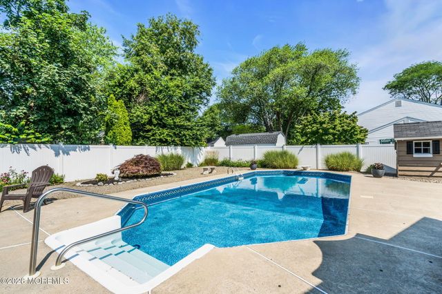 121 Forest Street, West Long Branch, NJ 07764