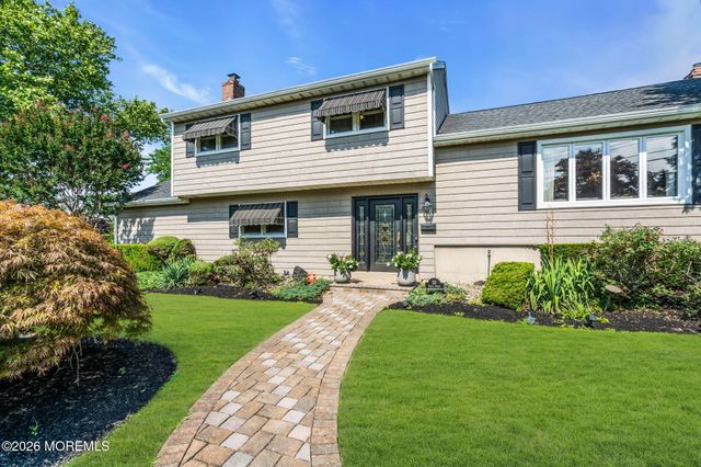 121 Forest Street, West Long Branch, NJ 07764